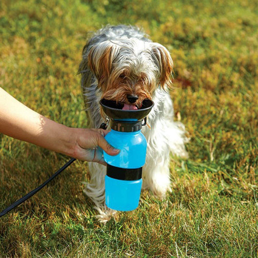 Water Bottle for Pets Dog Water Bowl Bottle Sipper Portable Aqua Dog Travel Water Bottle, Bowl 18-oz Auto Dog Mug for Pets - (Color May Vary)